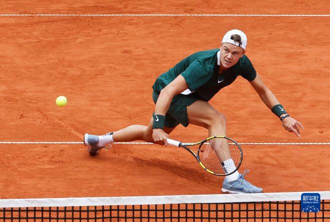 虽然组合较 虽然组合较