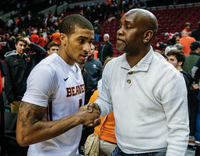 手术还是背 手术还是背