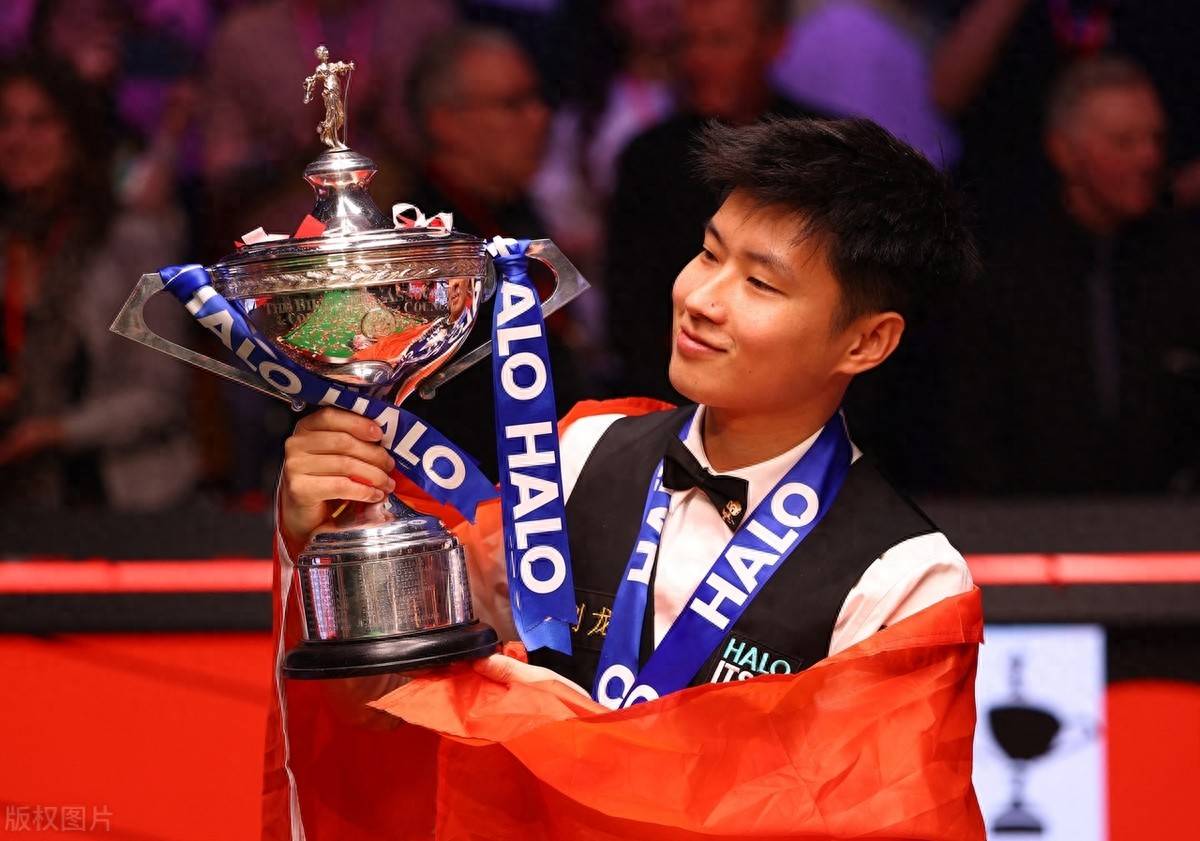 中场与锋线 中场与锋线